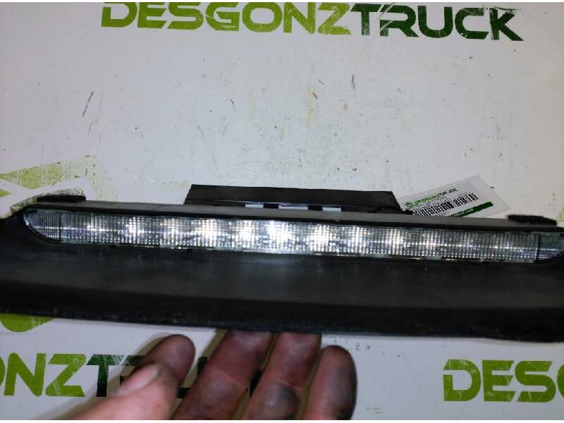 Recambio de luz central de freno para volvo s60 berlina 2.4 d referencia OEM IAM   