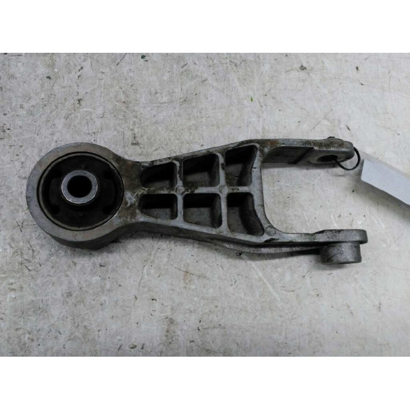 Recambio de soporte motor trasero para opel corsa c club referencia OEM IAM 13143386  