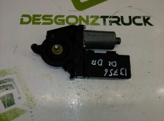 Recambio de motor elevalunas delantero derecho para volkswagen passat variant (3b5) comfortline referencia OEM IAM   