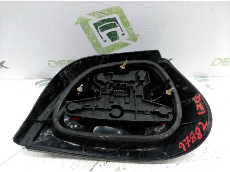 Recambio de piloto trasero izquierdo para renault megane i berlina hatchback (ba0) 1.6e europa referencia OEM IAM 7701040648  