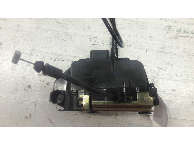Recambio de cerradura puerta delantera derecha para renault megane ii berlina 5p confort expression referencia OEM IAM   