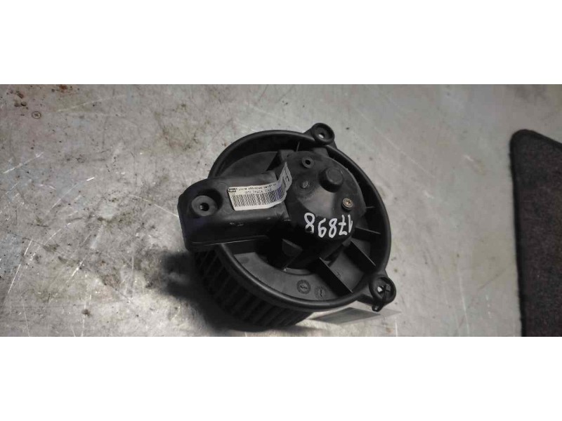 Recambio de ventilador calefaccion para mg rover serie 45 (t/rt) classic referencia OEM IAM F961834S 2 PINS 