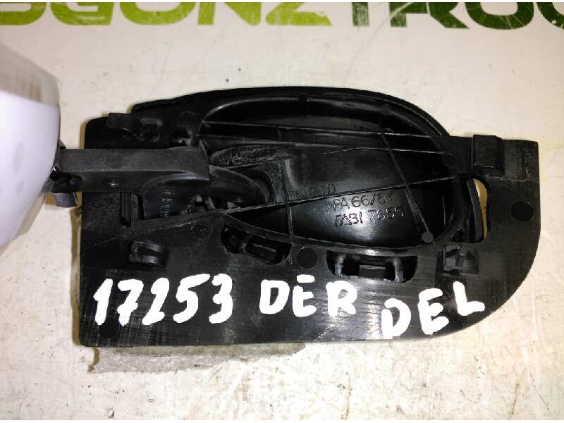 Recambio de maneta interior delantera derecha para peugeot 206 berlina e-music referencia OEM IAM   
