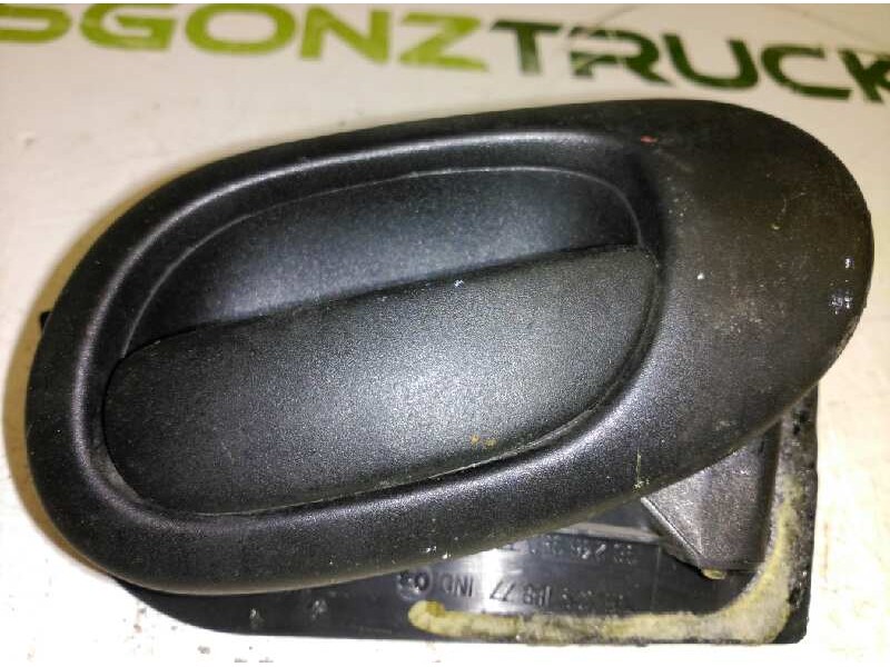 Recambio de maneta interior trasera derecha para peugeot 206 berlina e-music referencia OEM IAM   