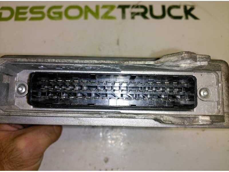 Recambio de centralita ecm ecu para peugeot 206 berlina e-music referencia OEM IAM 9637086980  