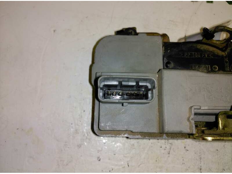 Recambio de cerradura puerta delantera izquierda para peugeot 206 berlina xs referencia OEM IAM   