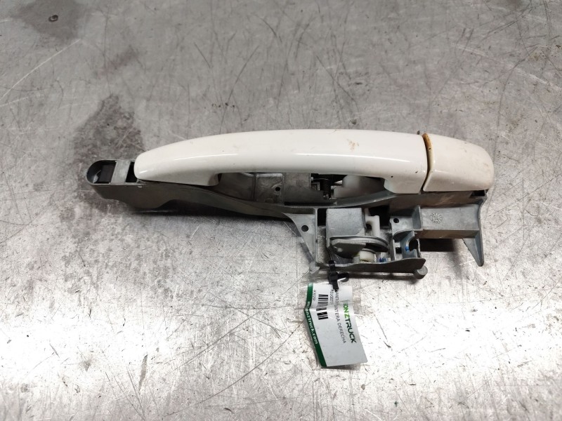 Recambio de maneta exterior delantera derecha para peugeot 207 sw confort referencia OEM IAM   