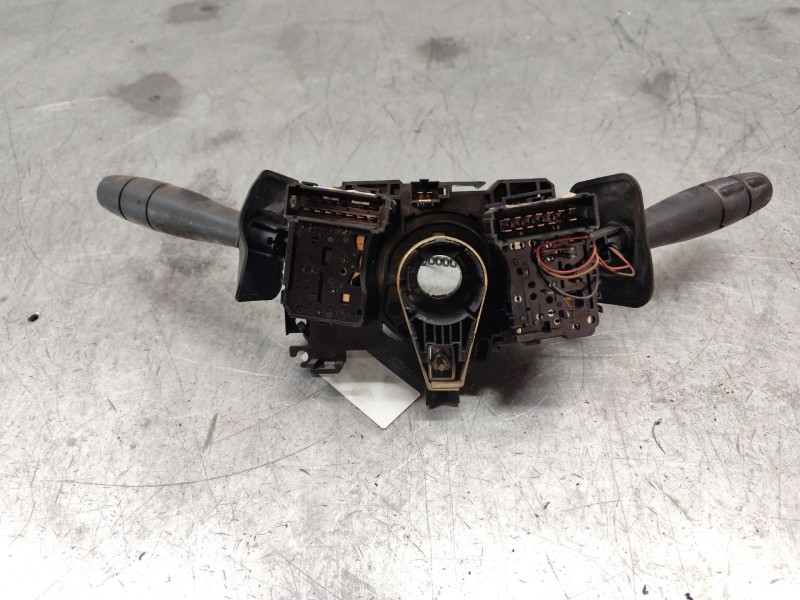 Recambio de mando multifuncion para dacia logan ambiance referencia OEM IAM 8200213173  