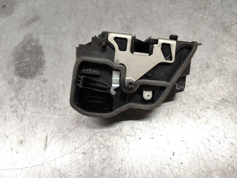 Recambio de cerradura puerta trasera izquierda para bmw serie 5 berlina (e60) 520d referencia OEM IAM  5 PINS 