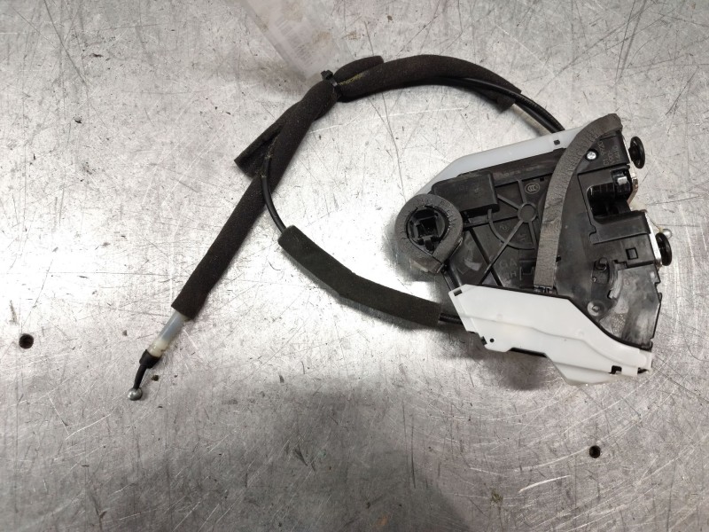 Recambio de cerradura puerta trasera derecha para nissan juke (f16) acenta referencia OEM IAM 825006PE0A  