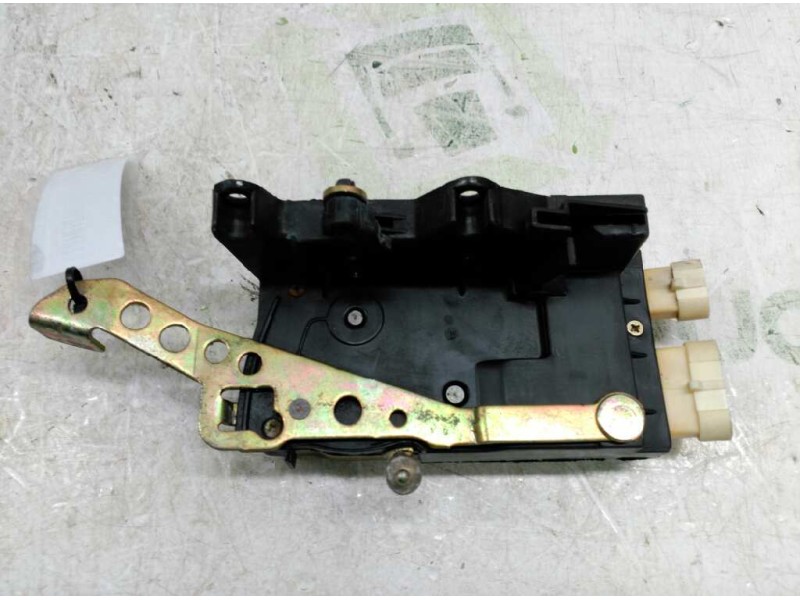 Recambio de cerradura puerta delantera derecha para opel corsa a city referencia OEM IAM 0134050  
