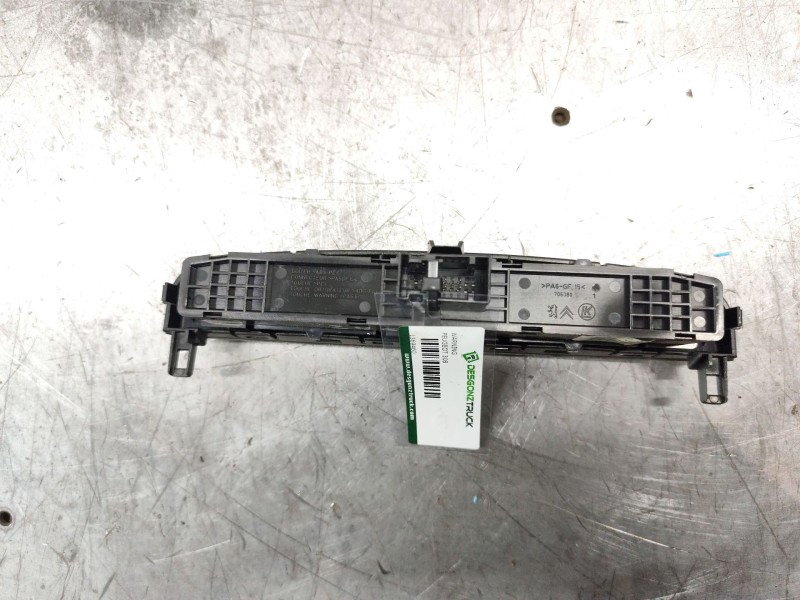 Recambio de warning para peugeot 308 confort referencia OEM IAM 9659215177  