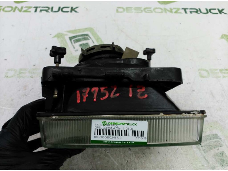 Recambio de faro izquierdo para opel corsa a city referencia OEM IAM 1216419  