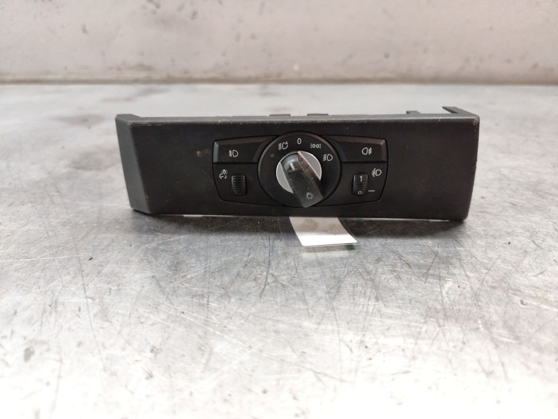 Recambio de mando luces para bmw serie 5 berlina (e60) 520d referencia OEM IAM 698856601  