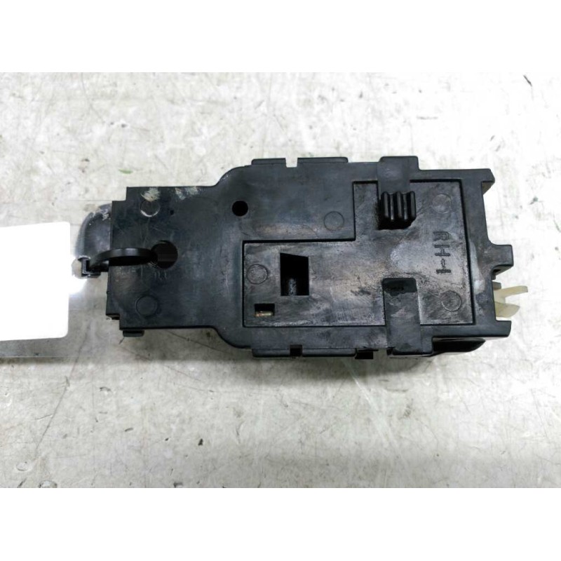Recambio de maneta interior delantera derecha para nissan terrano/terrano.ii (r20) se (5-ptas.) referencia OEM IAM   