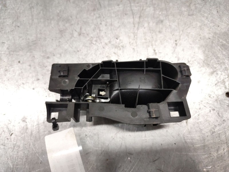 Recambio de maneta interior trasera derecha para peugeot 207 sw confort referencia OEM IAM   