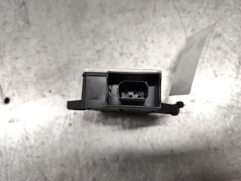 Recambio de modulo electronico para bmw serie 5 berlina (e60) 520d referencia OEM IAM 0265005681  677460202