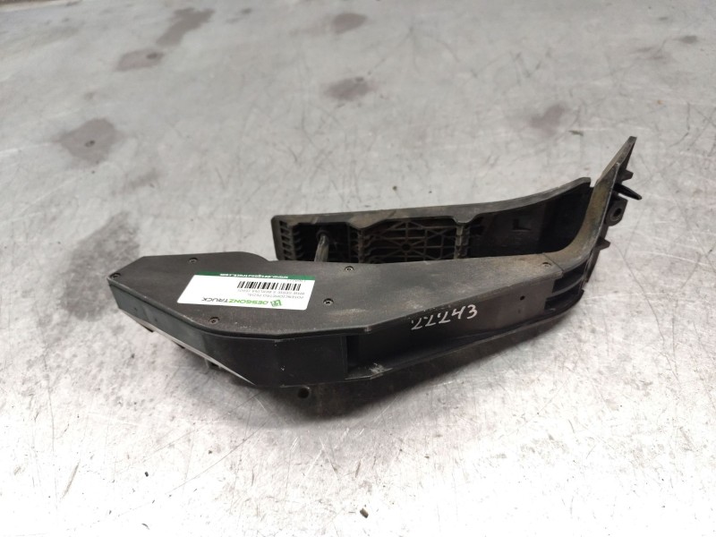 Recambio de potenciometro pedal para bmw serie 5 berlina (e60) 520d referencia OEM IAM 3542678628501  