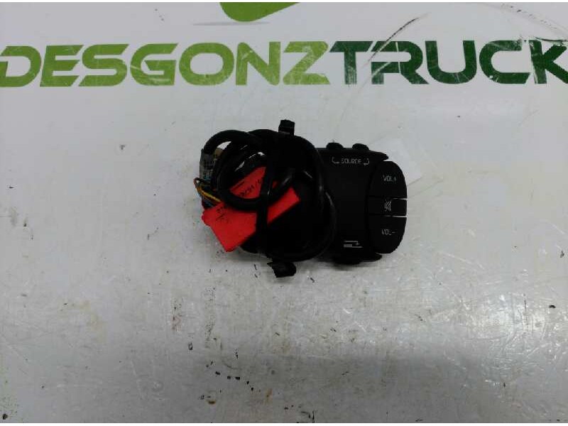 Recambio de mando radio para renault megane i coach/coupe (da0) 1.6e alize referencia OEM IAM   