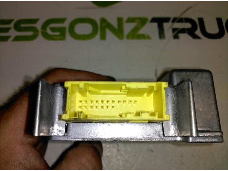Recambio de centralita airbag para ford mondeo berlina/familiar (fd) clx berlina referencia OEM IAM 7282750  