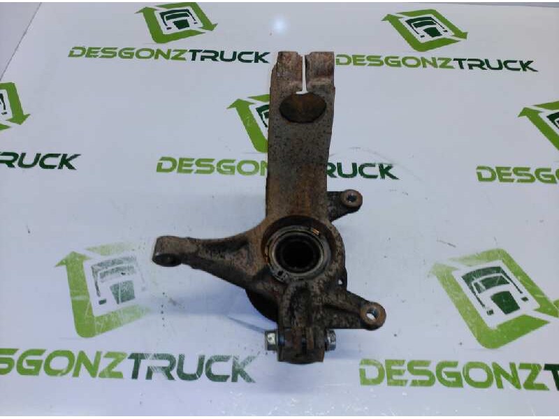 Recambio de mangueta delantera derecha para renault megane ii familiar 1.9 dci diesel referencia OEM IAM   