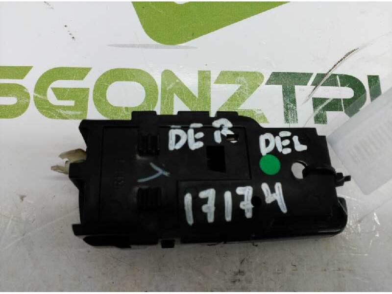 Recambio de maneta interior delantera derecha para nissan terrano/terrano.ii (r20) elegance referencia OEM IAM   