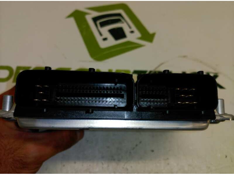 Recambio de centralita ecm ecu para audi a6 avant (4b5) 2.5 tdi referencia OEM IAM 0281011136 8E0907401P 1039S01813