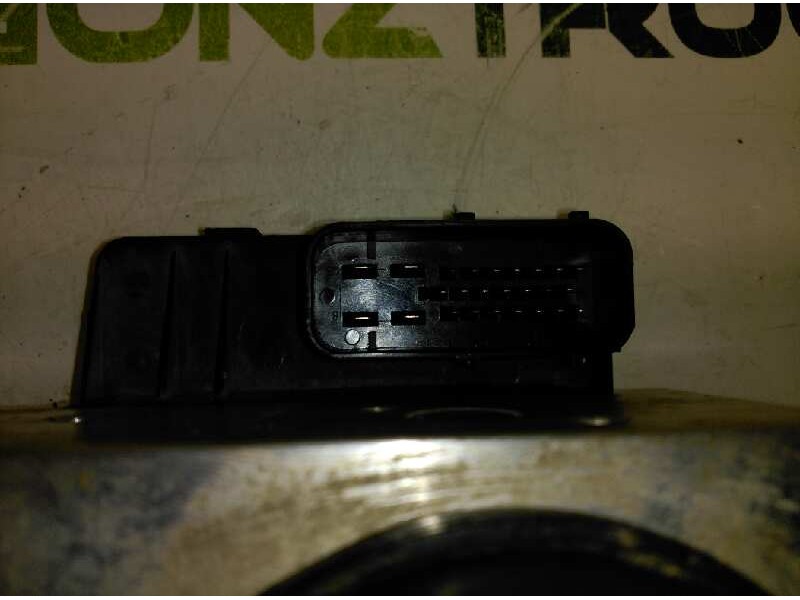 Recambio de abs para kia carnival td ls referencia OEM IAM OK56T437AE  