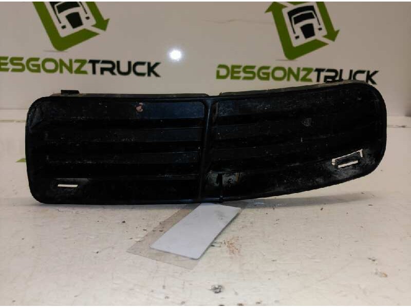 Recambio de tapa antiniebla derecha para volkswagen polo berlina (6n1) sport air referencia OEM IAM 6N0853666  