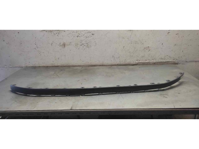 Recambio de molduras delanteras para peugeot 407 1.8 16v cat referencia OEM IAM 9644596377  