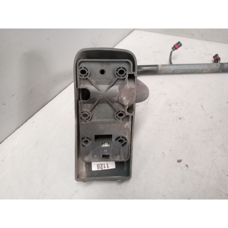Recambio de brazo retrovisor izquierdo para man tgl 8.180 fc, frc, flc, flrc (180cv) referencia OEM IAM   