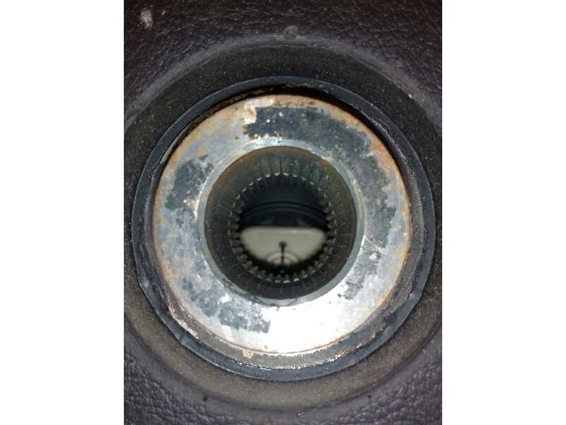 Recambio de volante para nissan trucks atleon 35.13 referencia OEM IAM   