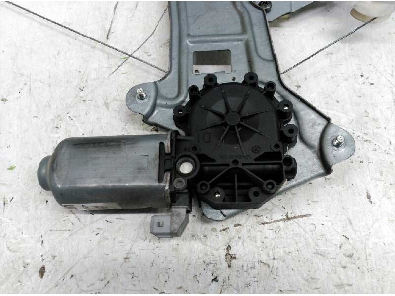 Recambio de elevalunas trasero derecho para citroen xsara berlina 1.9 td sx referencia OEM IAM 922447  