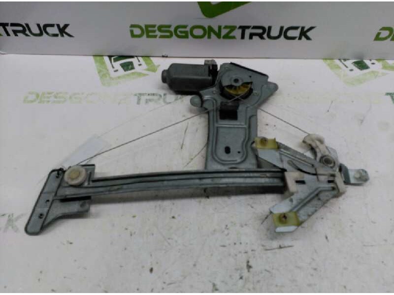 Recambio de elevalunas trasero derecho para citroen xsara berlina 1.9 td sx referencia OEM IAM 922447  