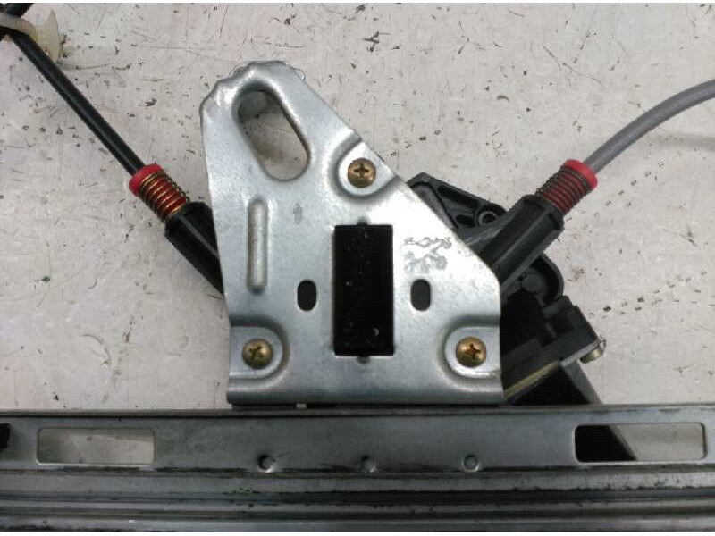 Recambio de elevalunas delantero izquierdo para peugeot 206 sw x-line refri referencia OEM IAM 9221E7  
