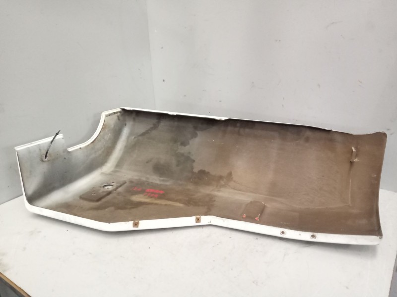 Recambio de deflector izquierdo para renault magnum ab 2005 12.8 diesel referencia OEM IAM   