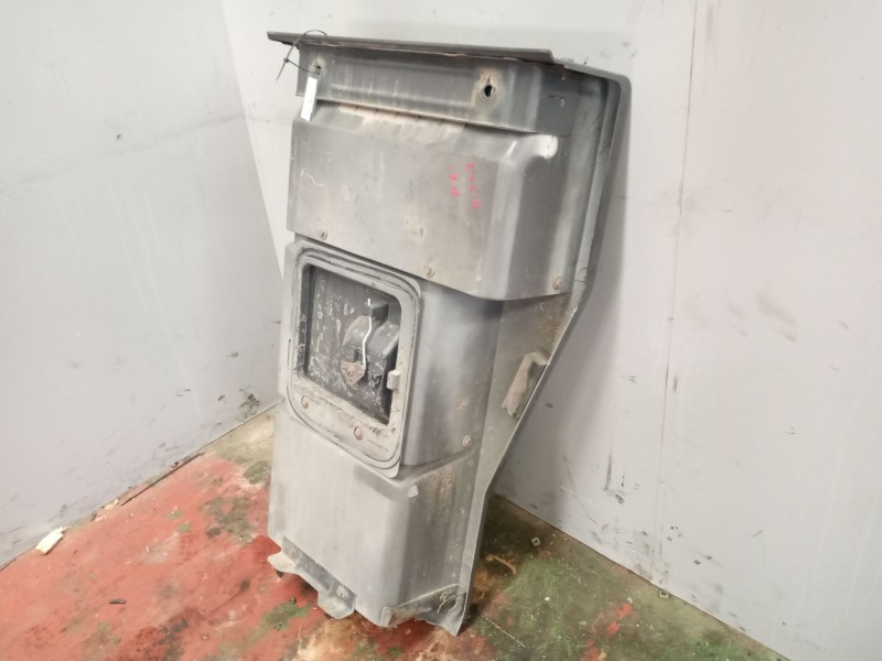 Recambio de peldaño izquierdo para renault magnum ab 2005 12.8 diesel referencia OEM IAM   