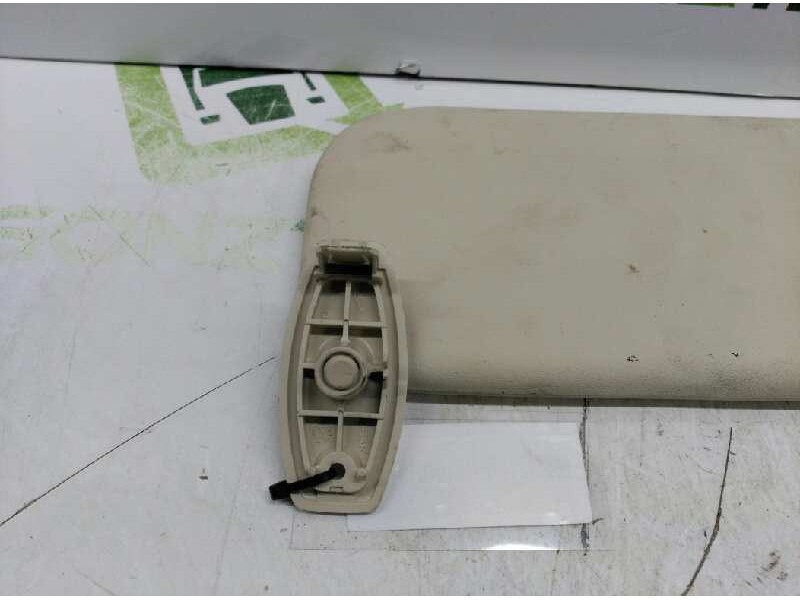 Recambio de parasol izquierdo para citroen c4 coupe by loeb referencia OEM IAM 8143JF  