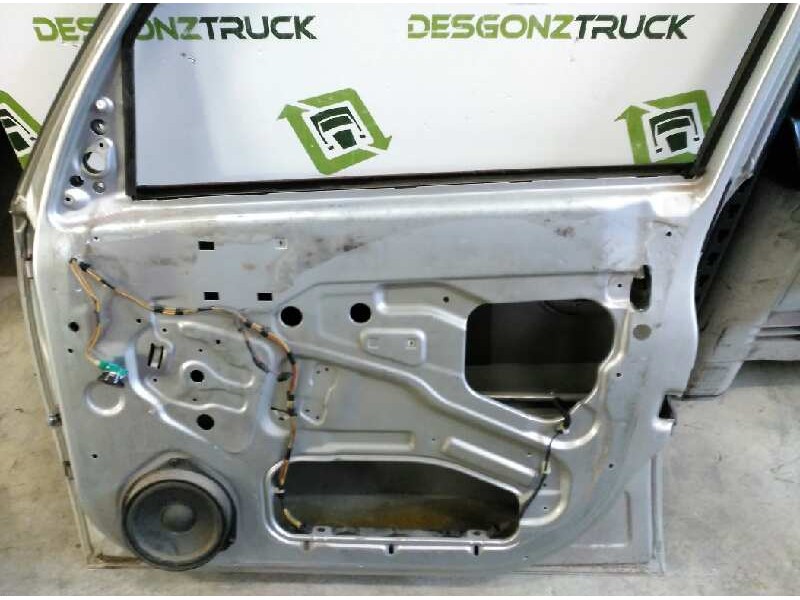 Recambio de puerta delantera derecha para opel meriva 1.6 cat (z 16 se / l55) referencia OEM IAM   