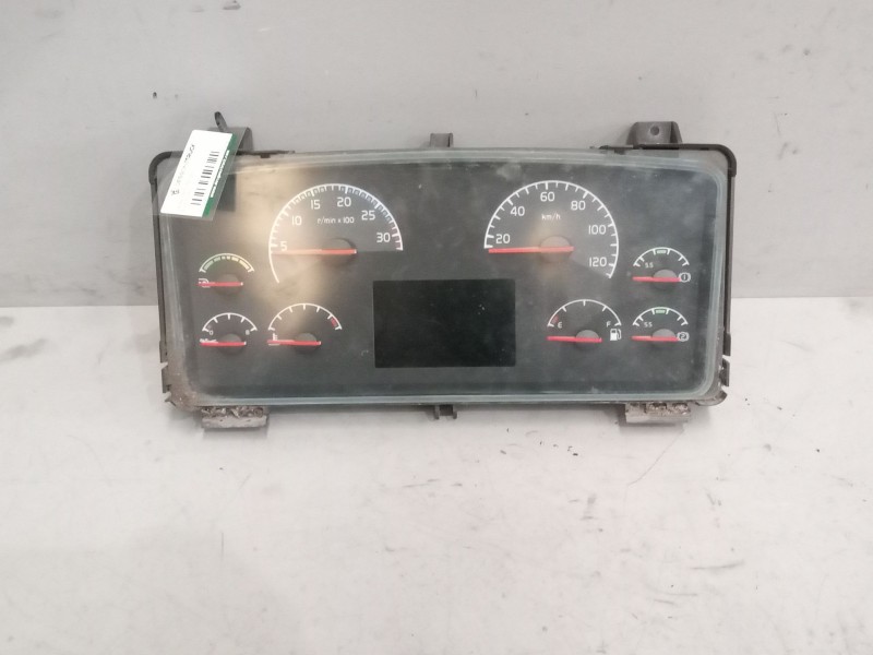 Recambio de cuadro instrumentos para volvo fl xxx 7.2 diesel referencia OEM IAM 20970778  