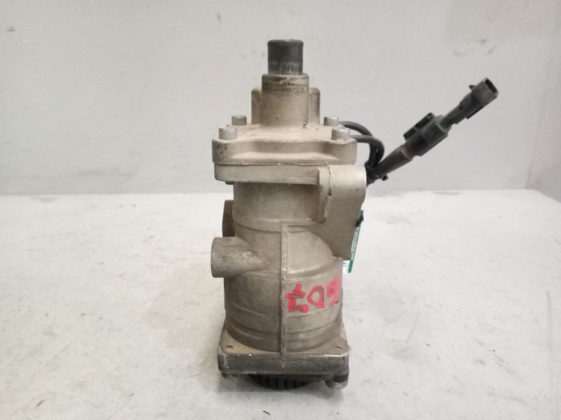 Recambio de valvula aire para iveco eurocargo 05.03  3.9 diesel referencia OEM IAM 504052063 DX65B 504100604