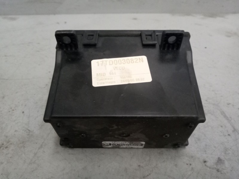Recambio de modulo electronico para renault magnum 4xx.18/4xx.26 02  12.0 diesel referencia OEM IAM 7420554487 CENTRALITA VECU 