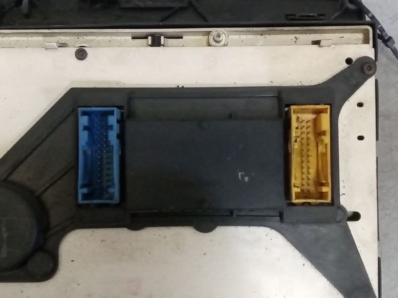 Recambio de cuadro instrumentos para irisbus 397e. 12.43-ri referencia OEM IAM 504044039  5006141683