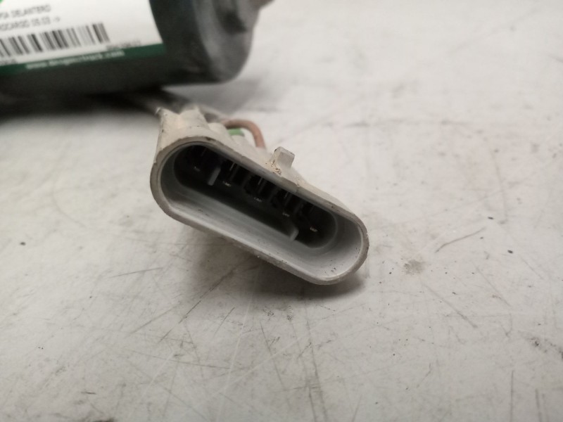 Recambio de motor limpia delantero para iveco eurocargo 05.03  3.9 diesel referencia OEM IAM 99439637  504085685