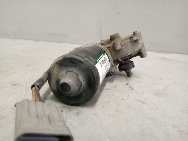 Recambio de motor limpia delantero para iveco eurocargo 05.03  3.9 diesel referencia OEM IAM 99439637  504085685