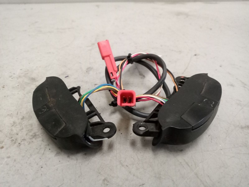 Recambio de mando volante para renault magnum ab diesel referencia OEM IAM 7484592331  7420857834