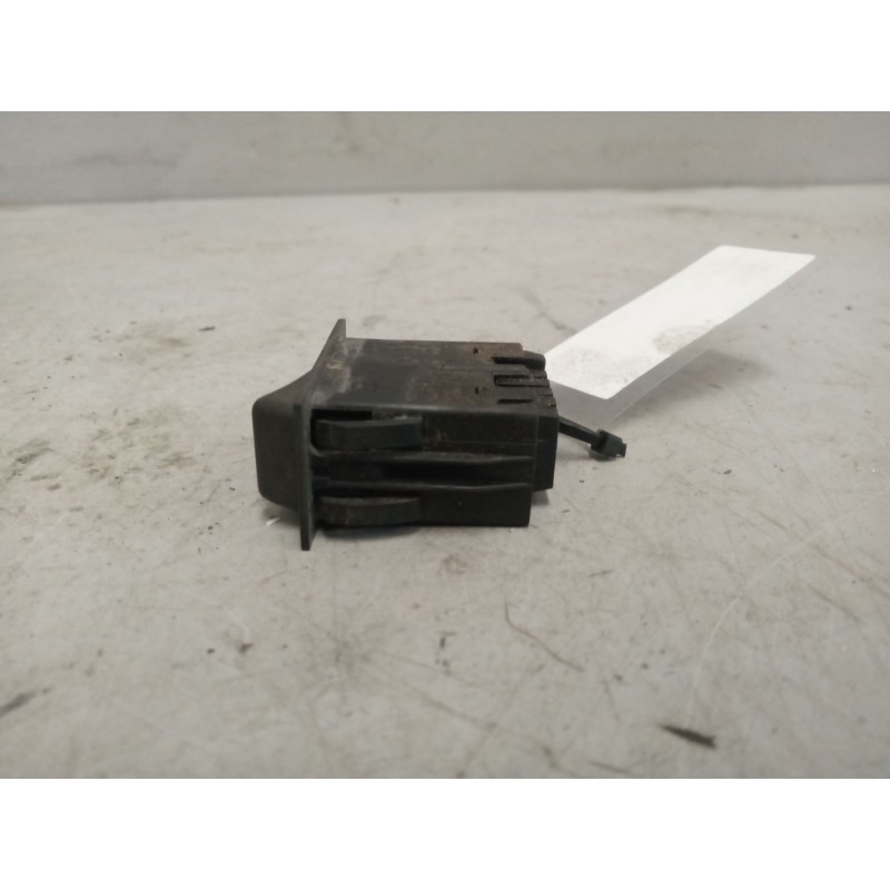 Recambio de interruptor para renault magnum 4xx.18/4xx.26 02  12.0 diesel referencia OEM IAM 5010589601  