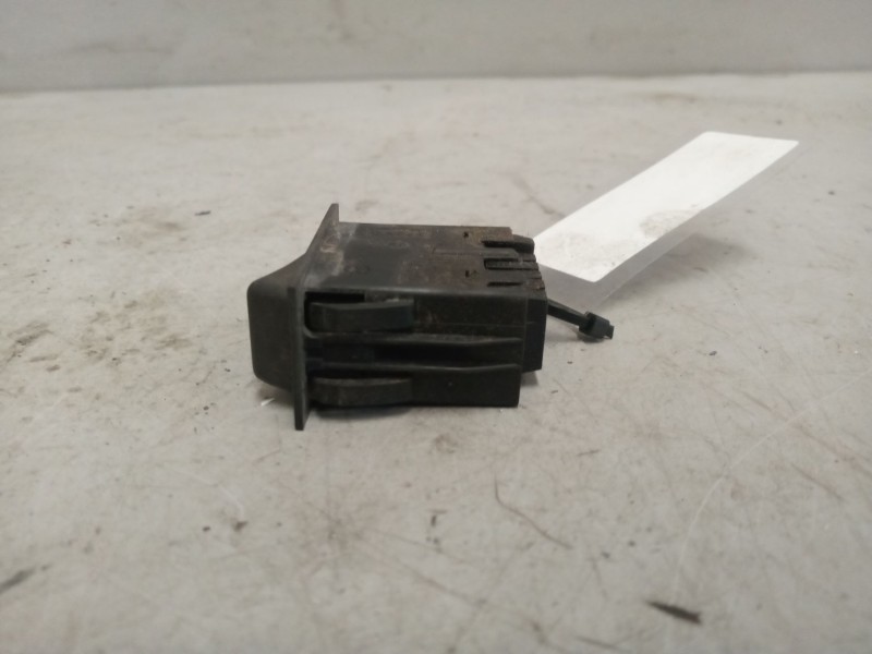 Recambio de interruptor para renault magnum 4xx.18/4xx.26 02  12.0 diesel referencia OEM IAM 5010589601  