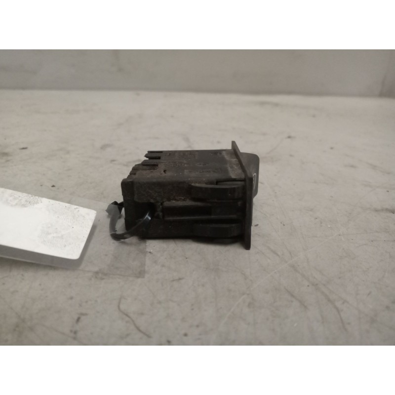 Recambio de interruptor para renault magnum 4xx.18/4xx.26 02  12.0 diesel referencia OEM IAM 5010589601  