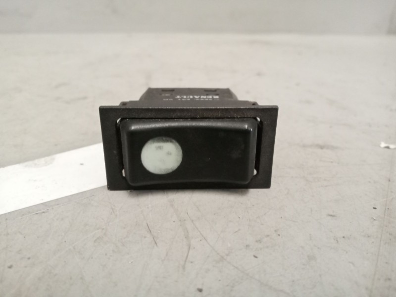 Recambio de mando elevalunas delantero izquierdo para renault magnum 4xx.18/4xx.26 02  12.0 diesel referencia OEM IAM   